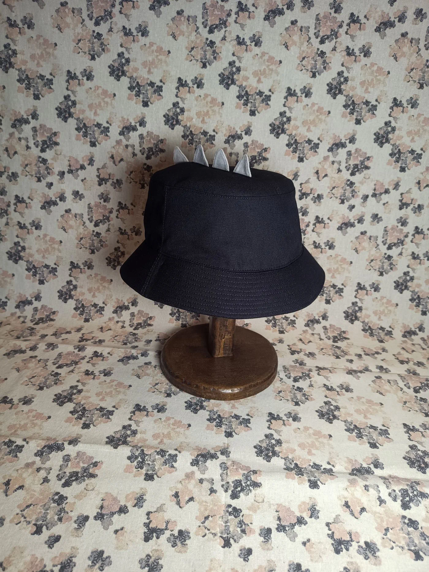 Anglerhut „Classic Dino“ in Schwarz