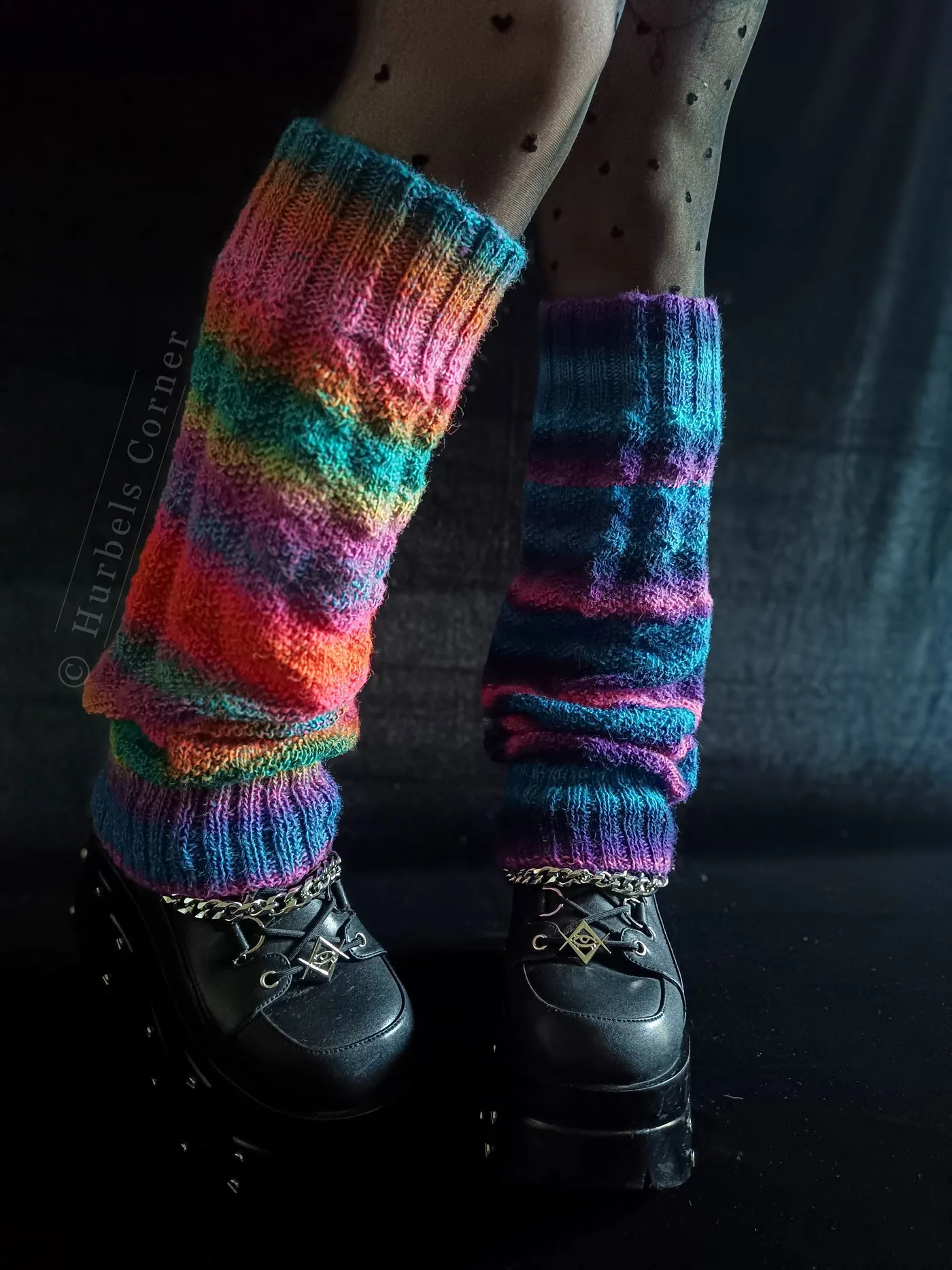 Knitted leg warmers